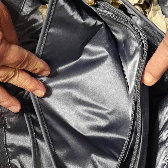 NWOT Joy & Iman periwinkle/lavender designer handbag. - Picture 5 of 13